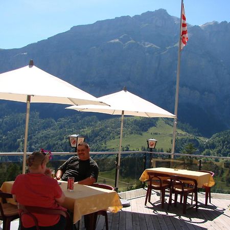 Hotel Restaurant Flaschen Albinen Exterior photo